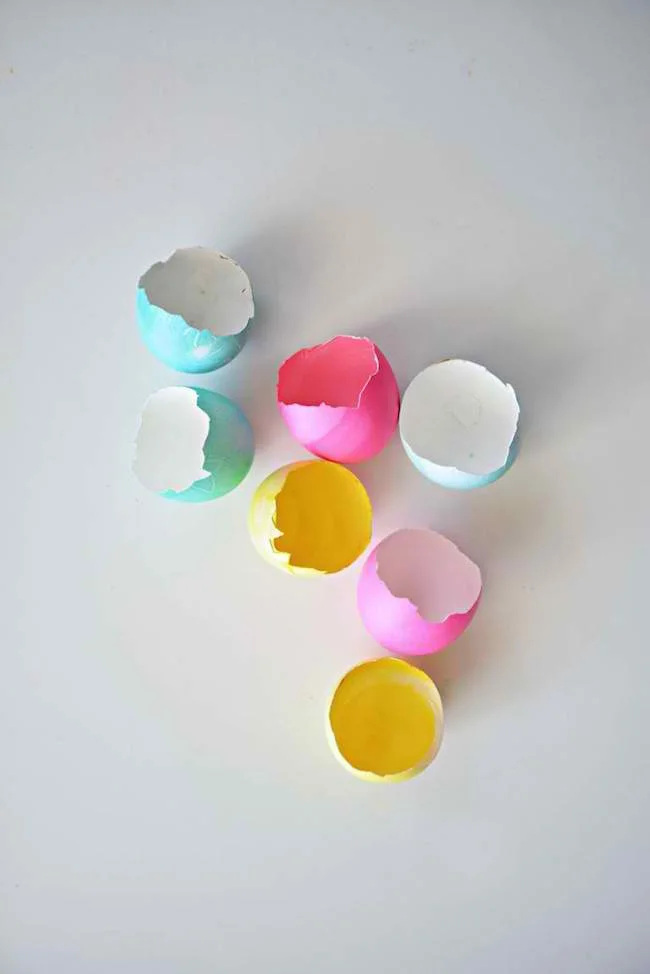 eggshells as garden decoration