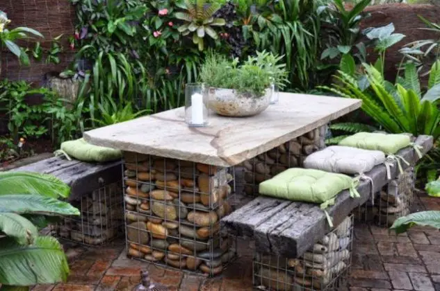 31 DIY Awesome Garden Ideas with Pots And Rocks | Gardenoid